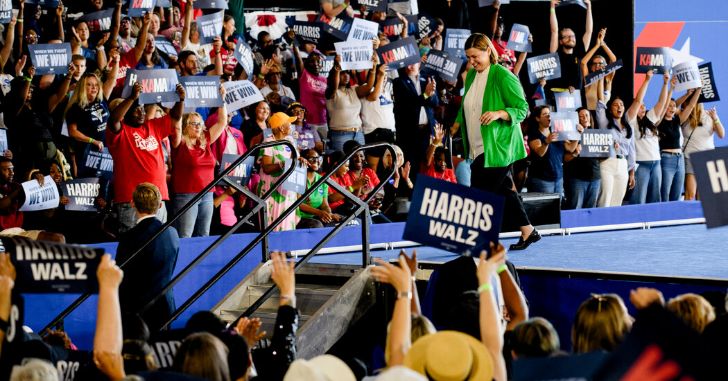 After Cold Shoulders for Biden, Senate Democrats Wrap Their Arms Around Harris