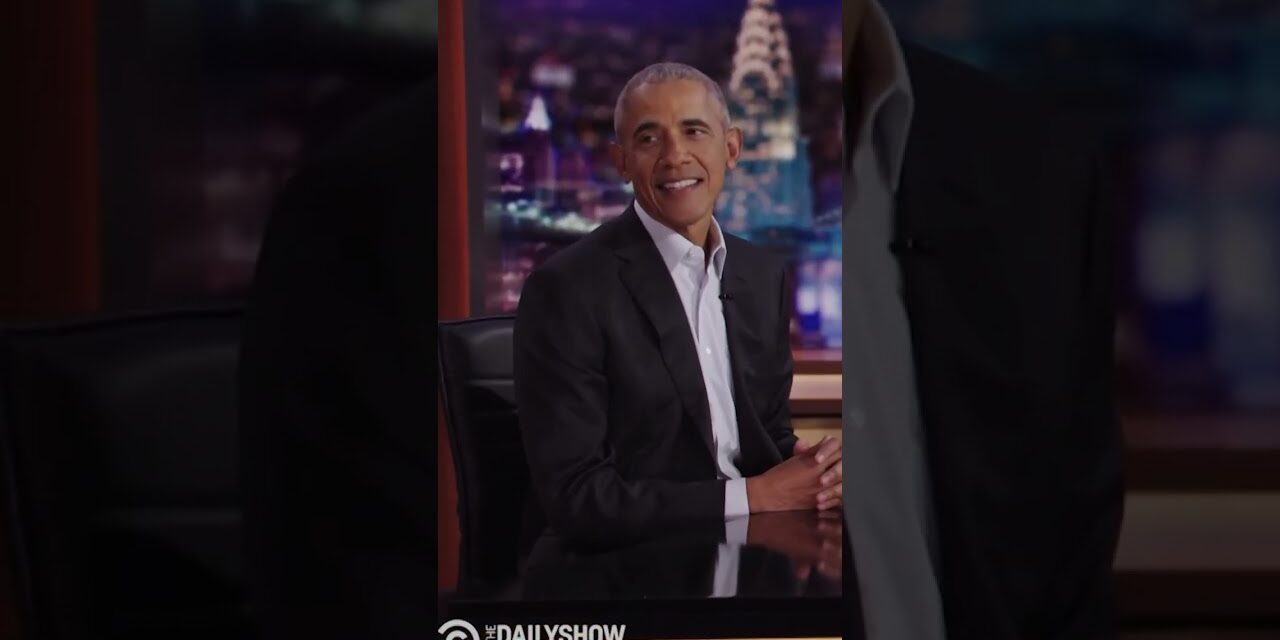 President Barack Obama with the hard-hitting questions#dailyshow #comedy #obama #barackobama