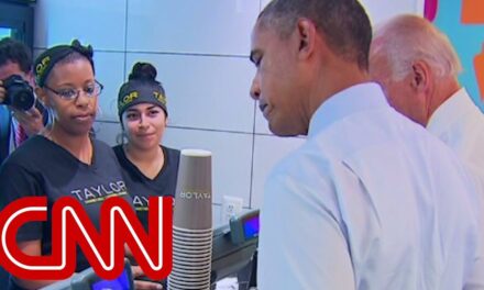 Obama at lunch: That’s a tasty cookie right there