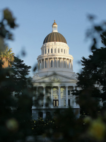 California lawmakers pass bill requiring apology for slavery