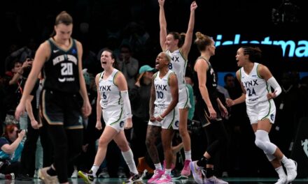 Down 18, ‘mentally tough’ Lynx stun Liberty in G1