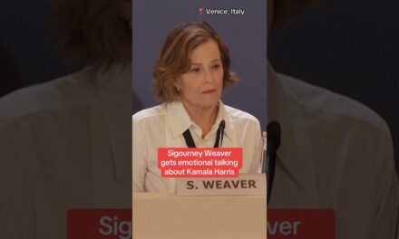 Sigourney Weaver gets emotional talking about Kamala Harris #shorts