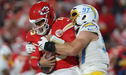 Patrick Mahomes under pressure: Chiefs QB will have Myles Garrett chasing him next