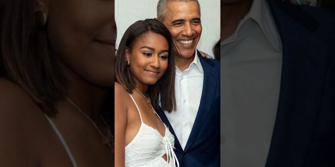 Barack Obama and his daughters Sasha Obama and #maliaobama  #sashaobama #barackobama  #shorts