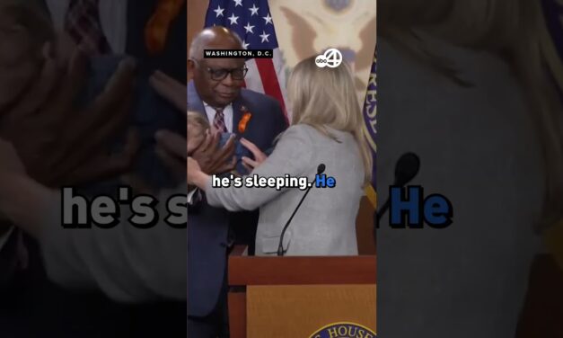 SC Rep. Clyburn holds Colorado Rep. Pettersen’s baby during press conference