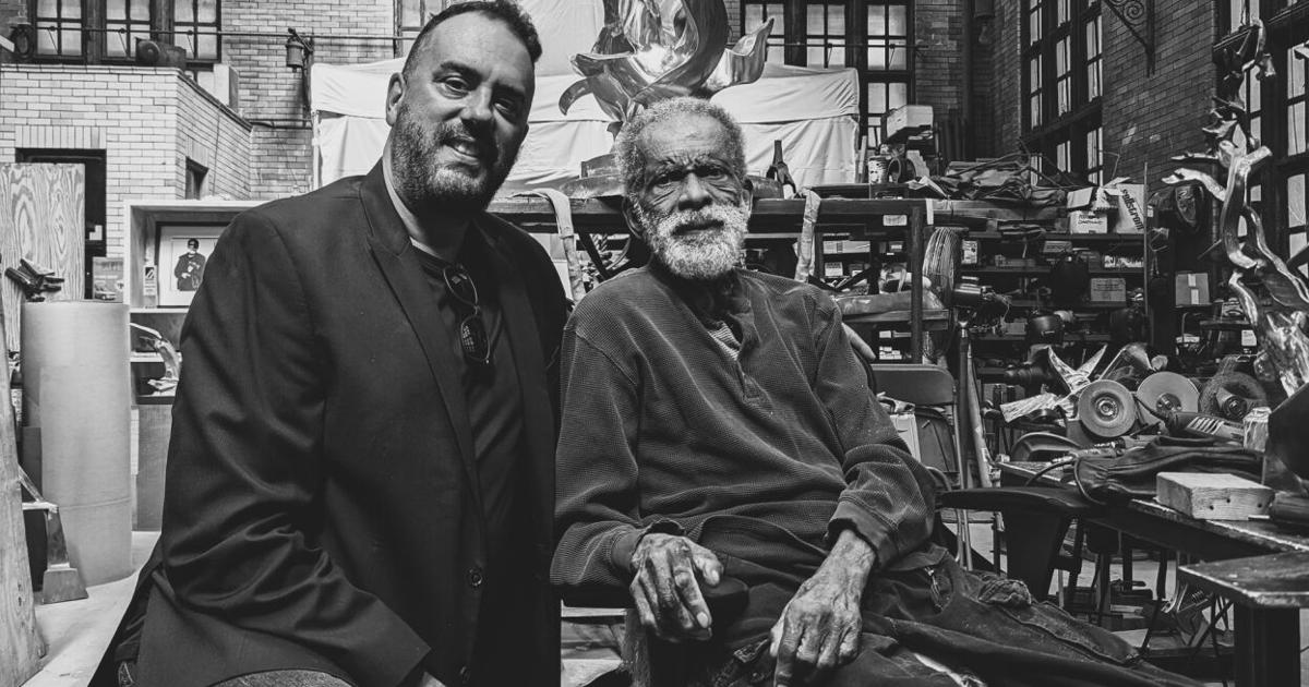 A mural for Richard Hunt? Hyde Park artist says it’s long overdue